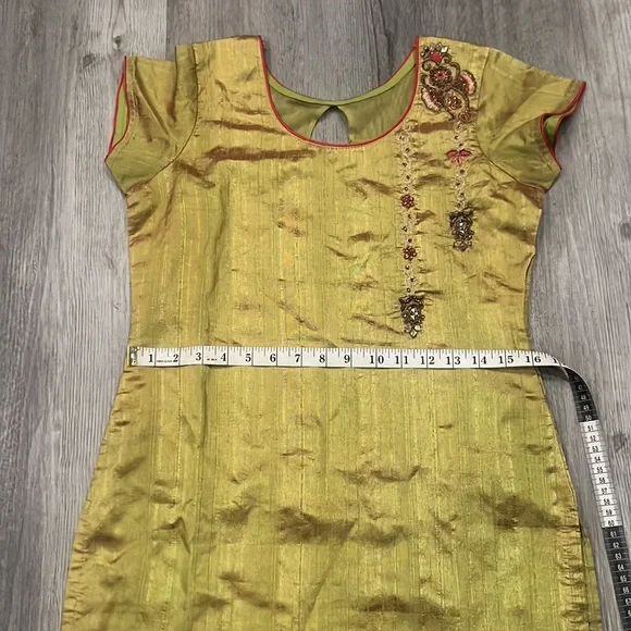 Women’s handmade kurta, EUC - Picture 5 of 10